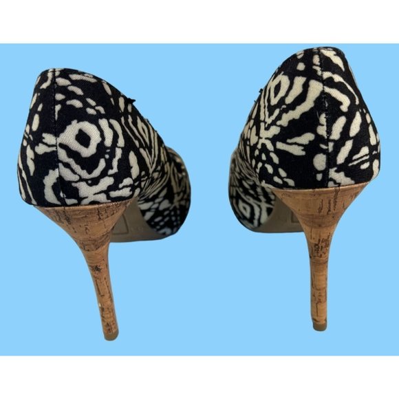 Christian Siriano Womens Size 8.5 Black and Cream Print, Cork Heels, Peep Toe - Picture 6 of 14